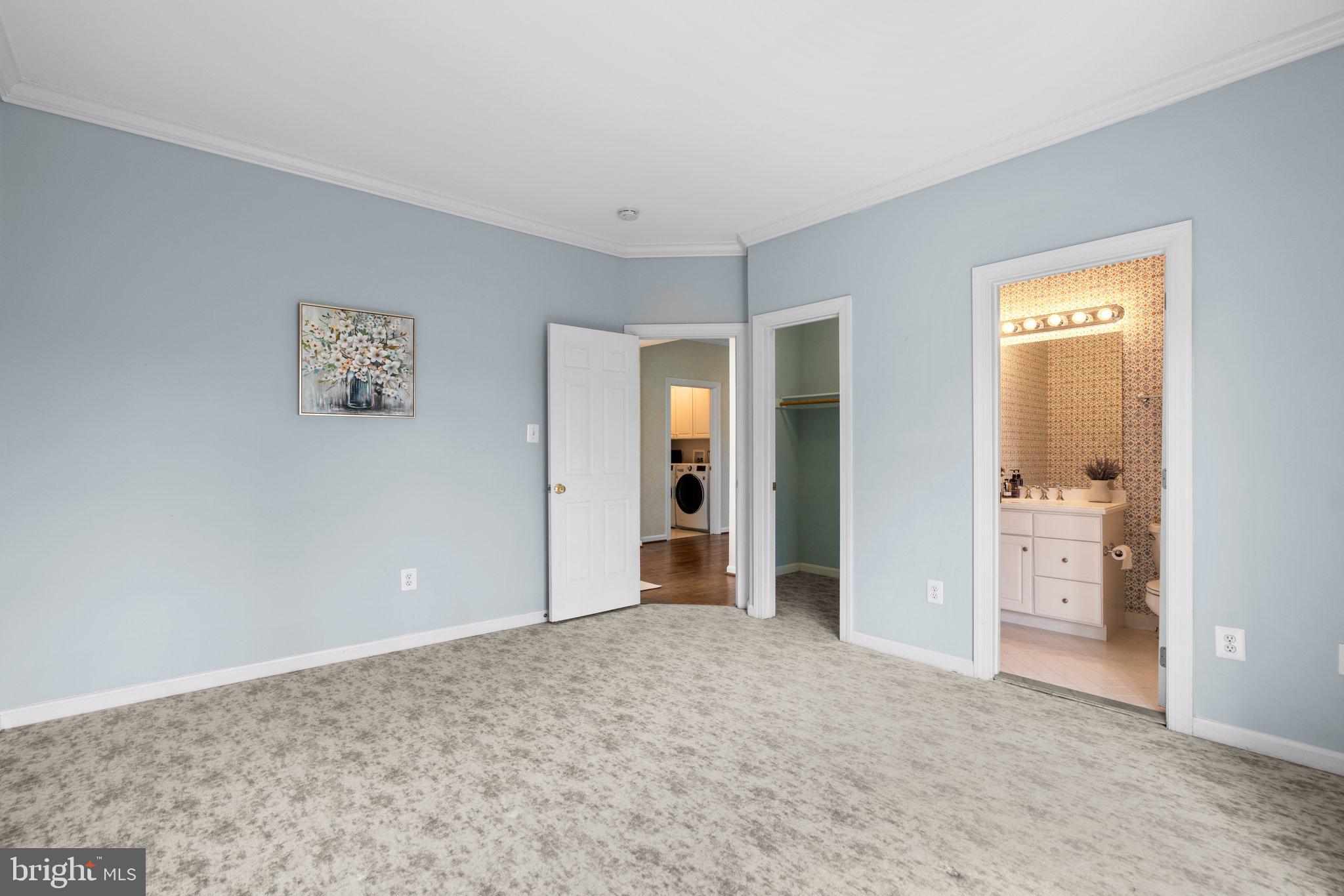 CHEVY CHASE COMMONS - Residential