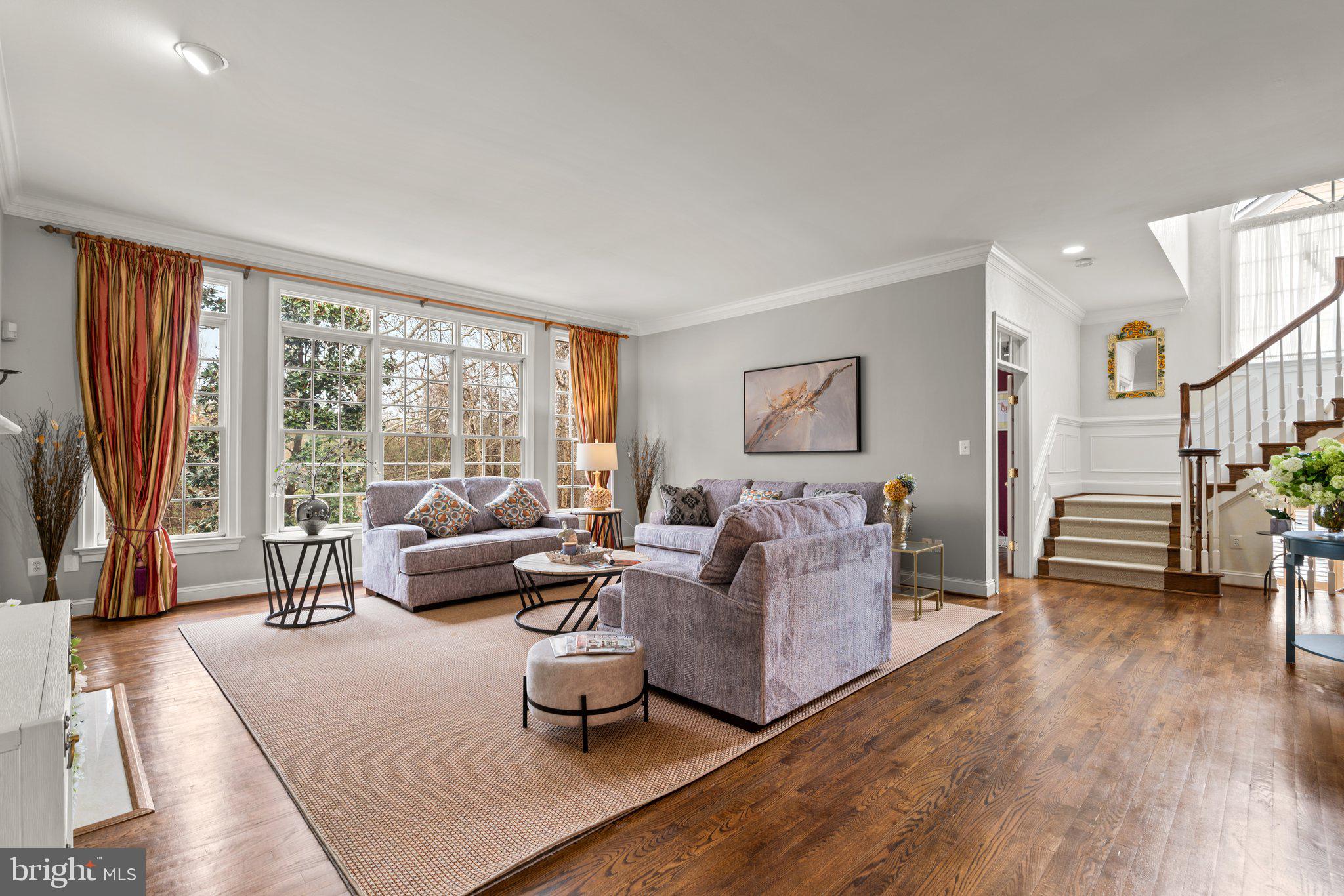 CHEVY CHASE COMMONS - Residential