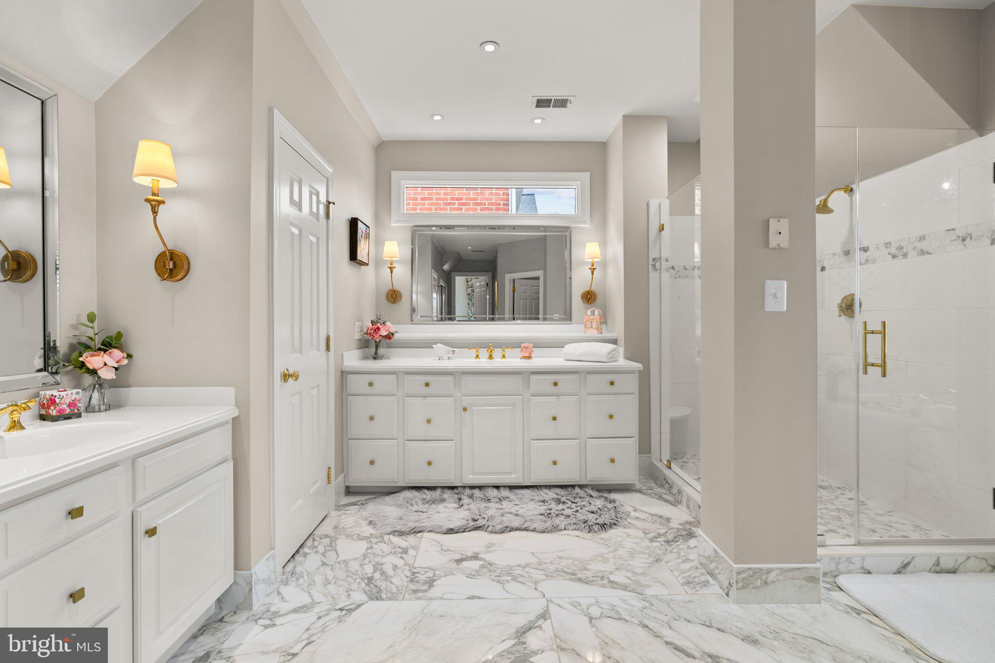 CHEVY CHASE COMMONS - Residential