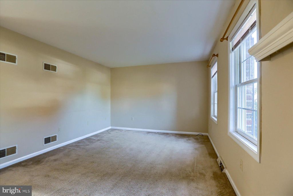 Photo of 131 Foxchase DRIVE, Elizabethtown, PA 17022 (MLS # PALA2041770)