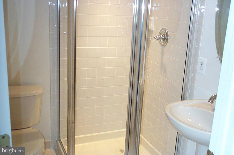 MONTJOY - Residential Lease