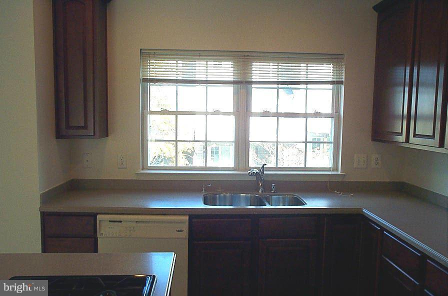 MONTJOY - Residential Lease