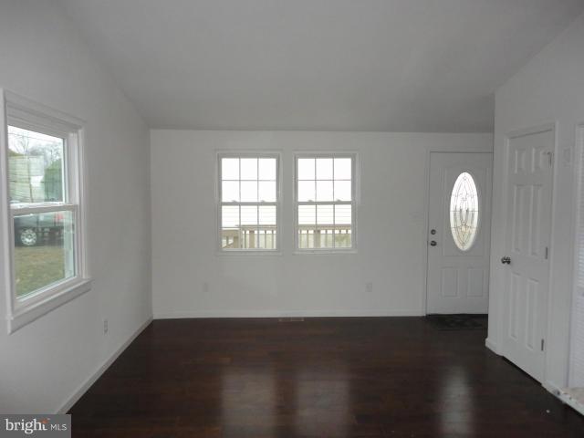 COLUMBIA BEACH - Residential