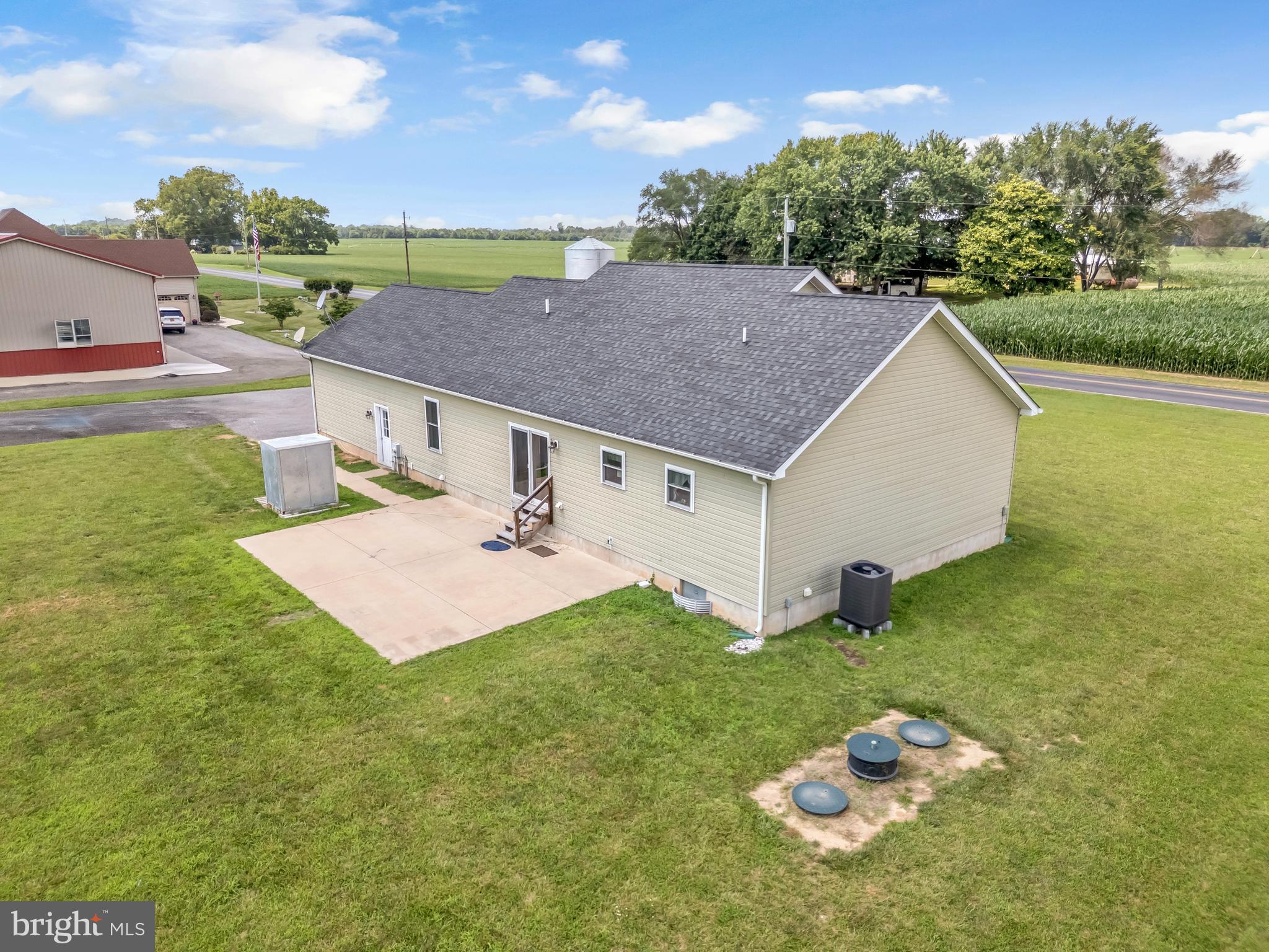 24887 HOLSINGER LANE