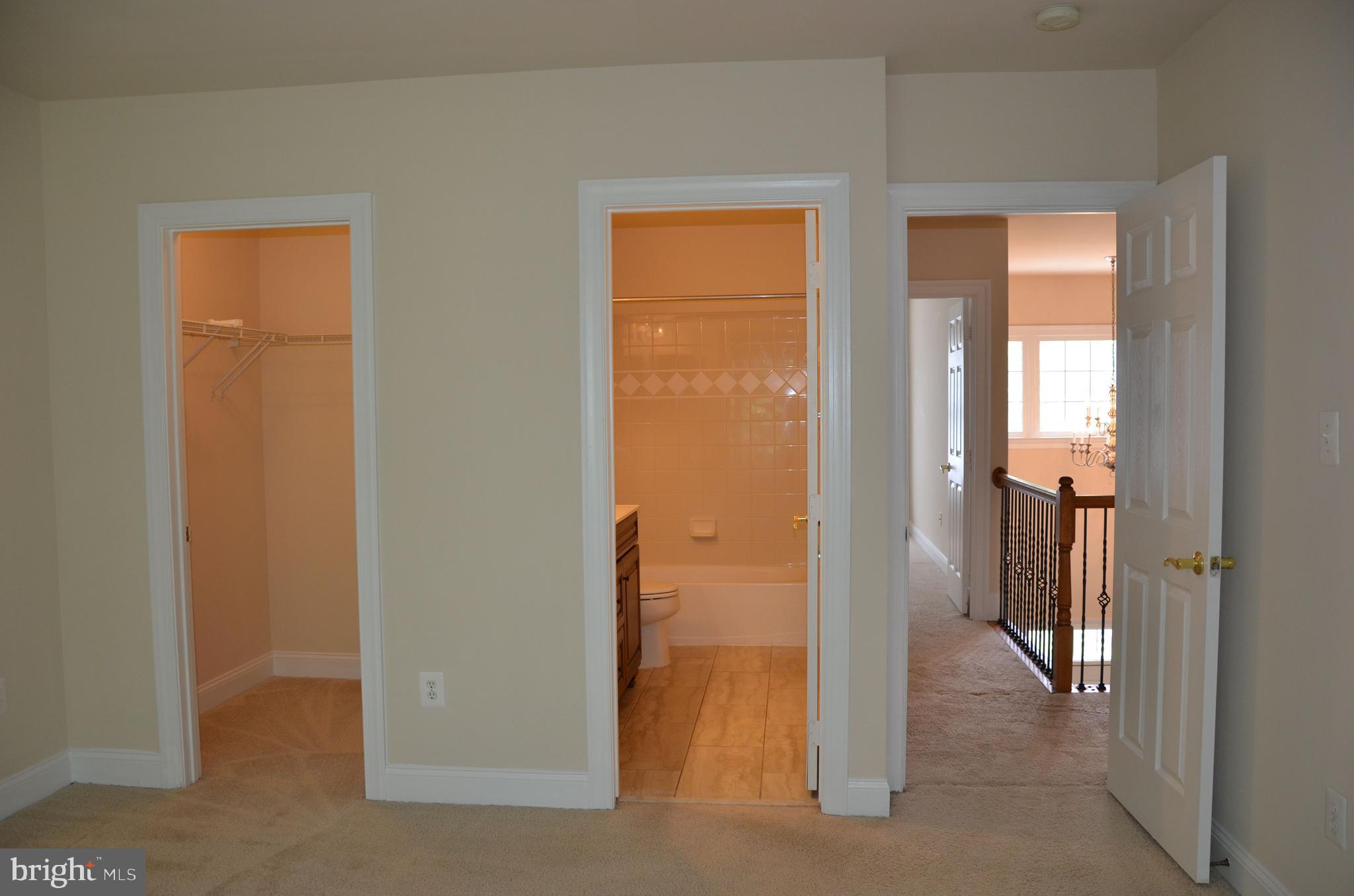 AUTUMN HILLS - Residential