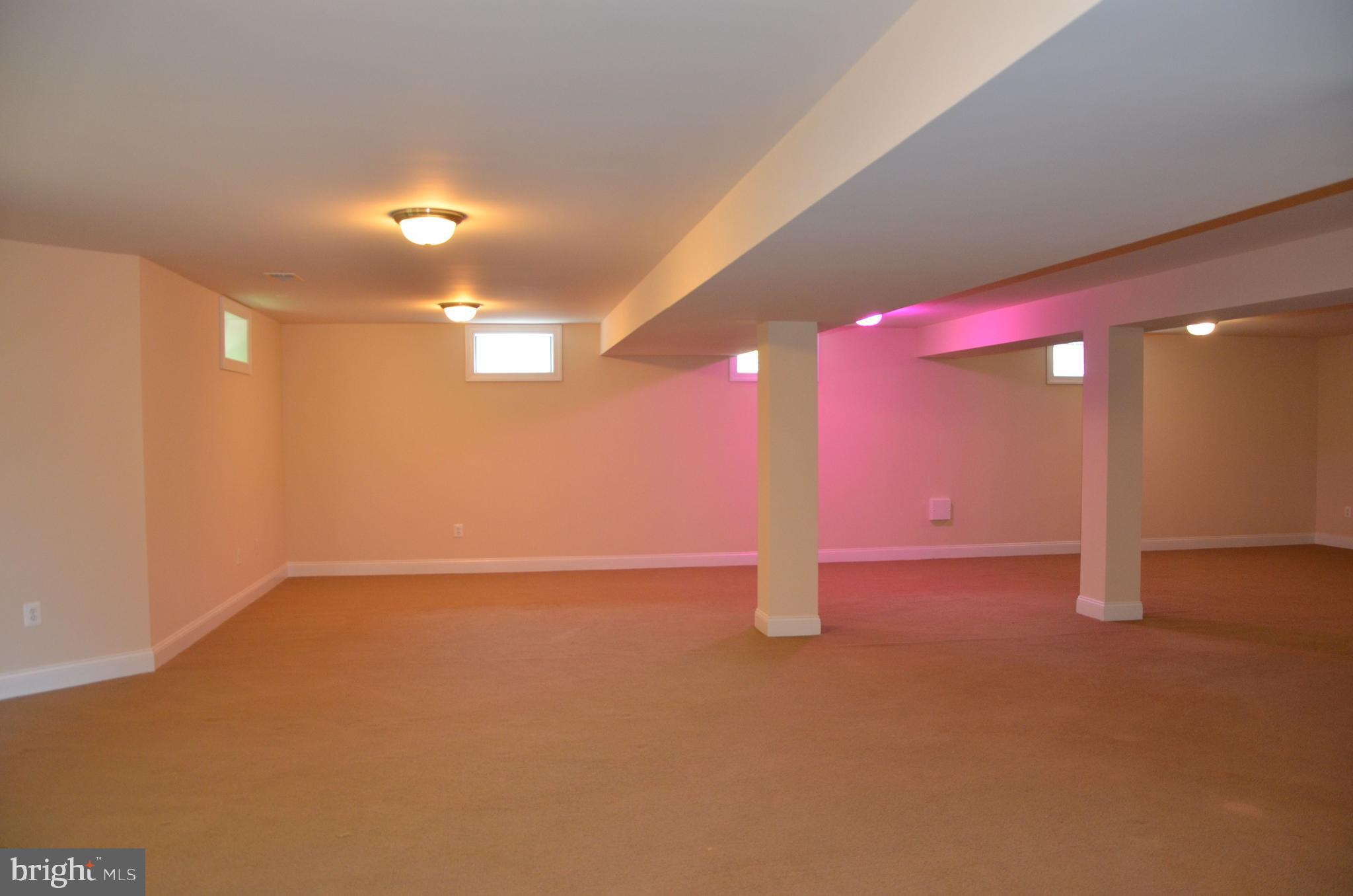 AUTUMN HILLS - Residential