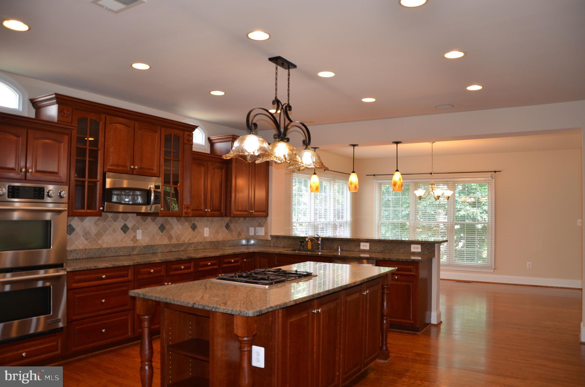 AUTUMN HILLS - Residential