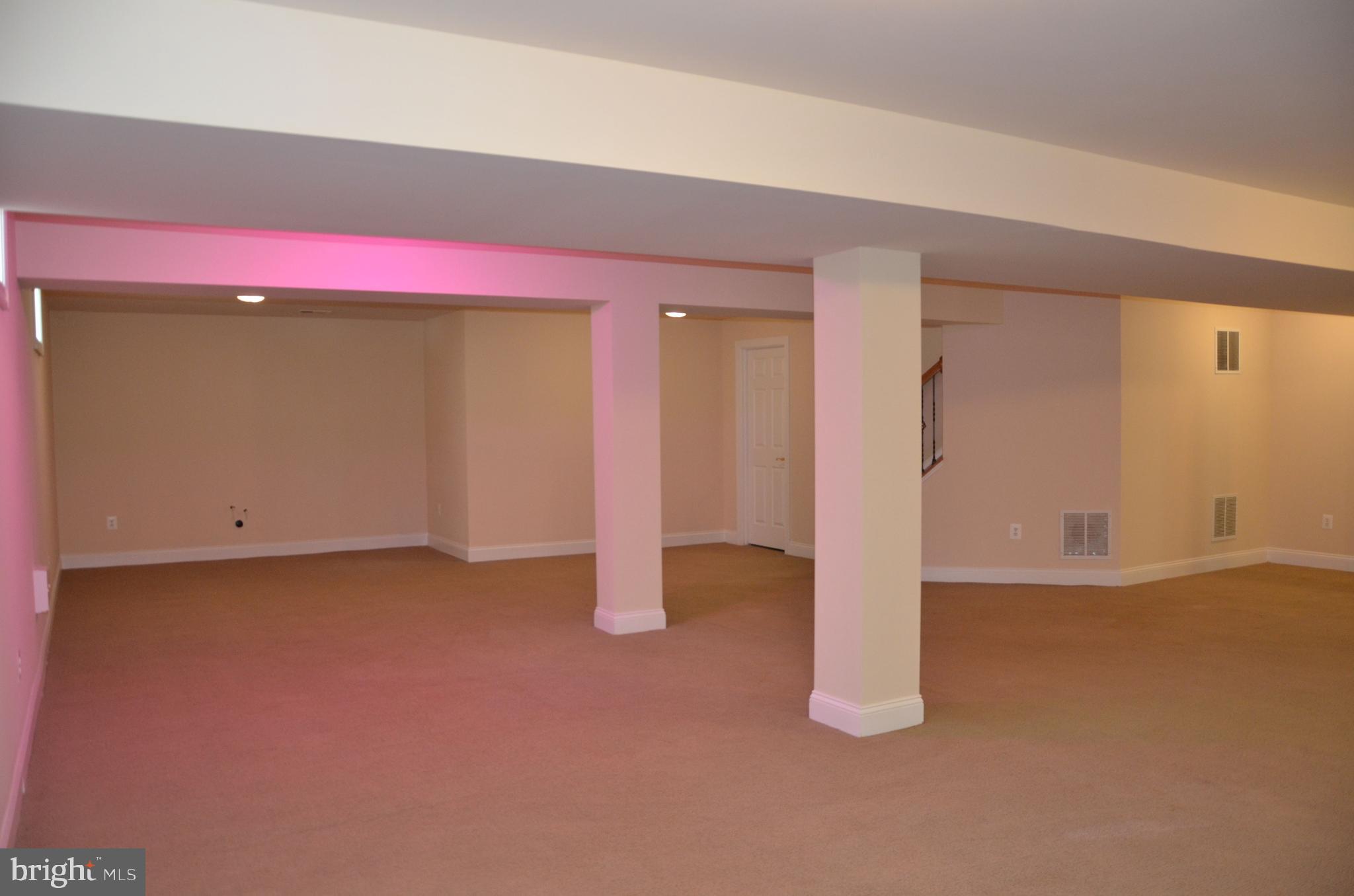 AUTUMN HILLS - Residential