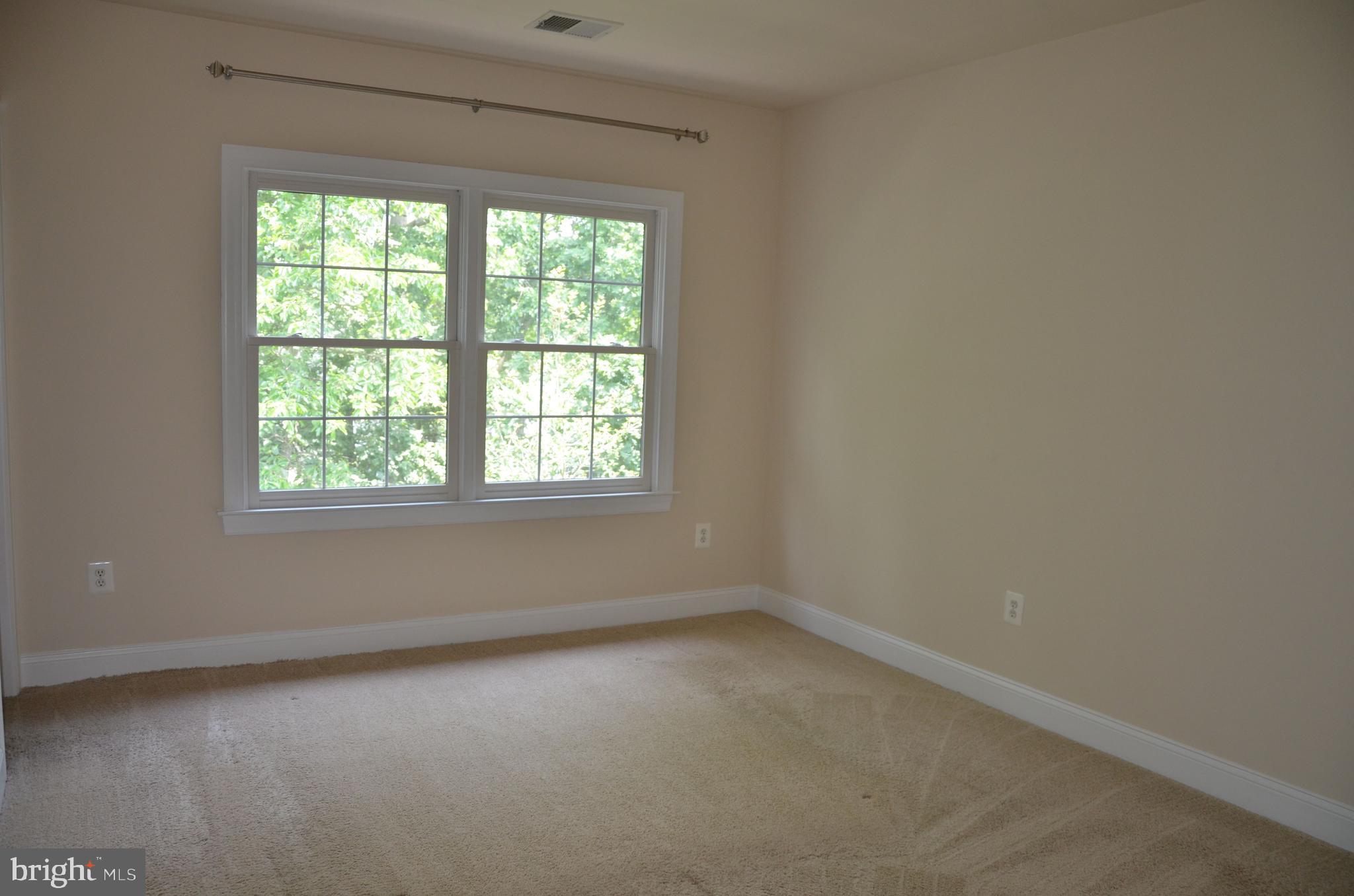 AUTUMN HILLS - Residential