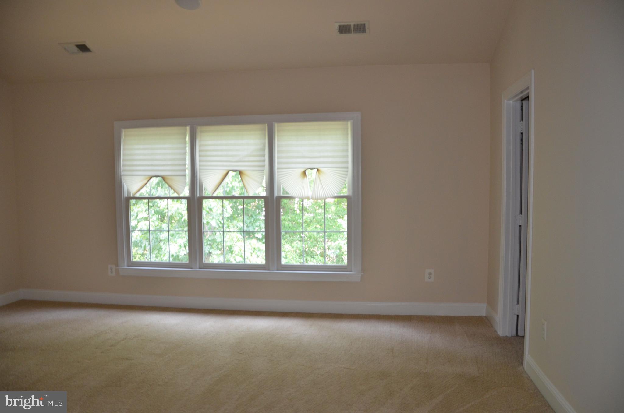 AUTUMN HILLS - Residential