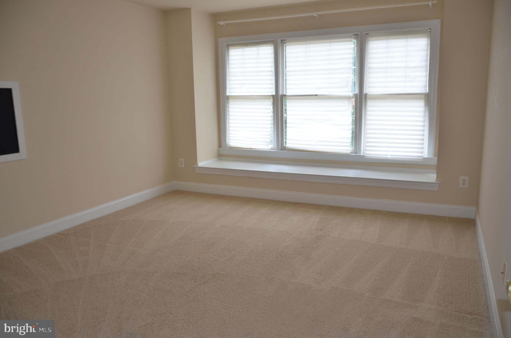 AUTUMN HILLS - Residential