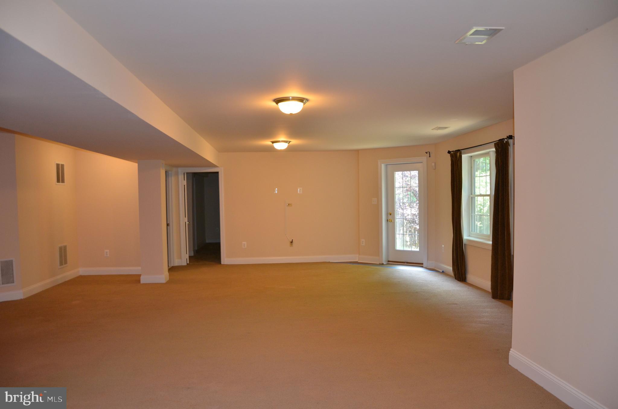 AUTUMN HILLS - Residential