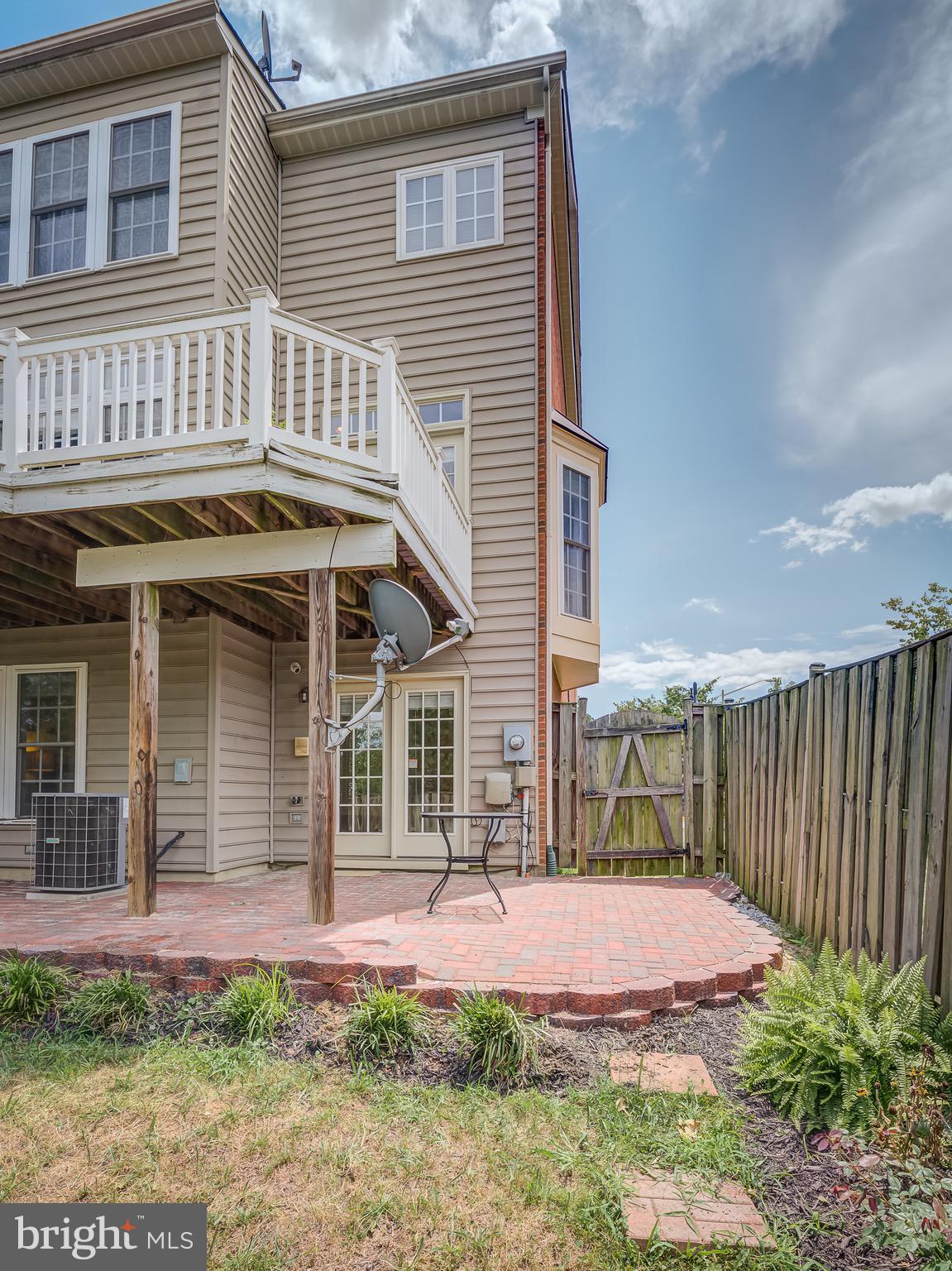 LORTON STATION NORTH CND - Residential Lease