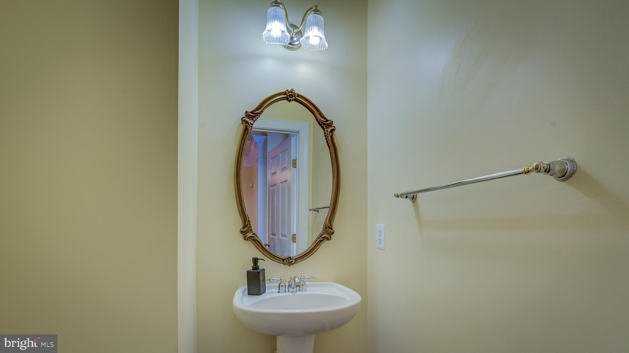 LORTON STATION NORTH CND - Residential Lease