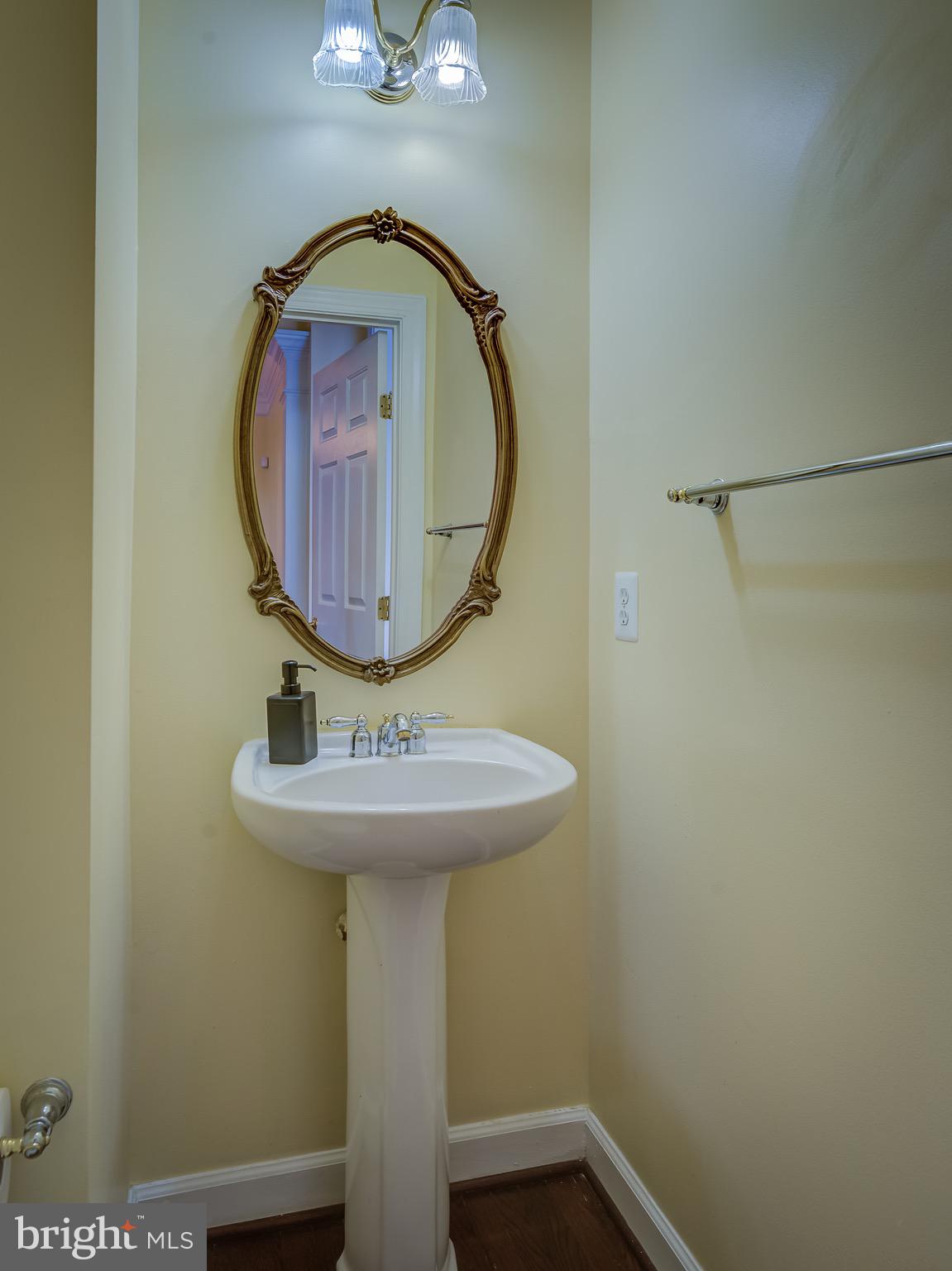 LORTON STATION NORTH CND - Residential Lease