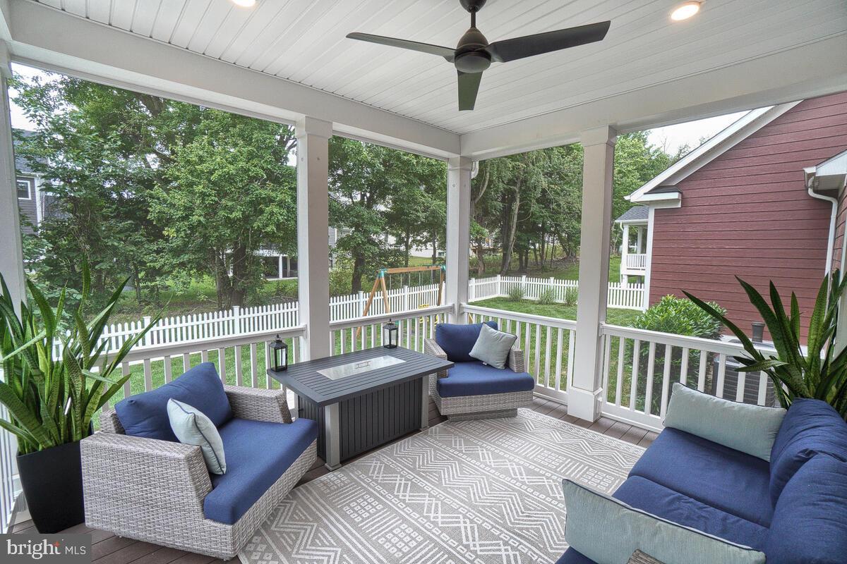 GROVE AT WILLOWSFORD - Residential