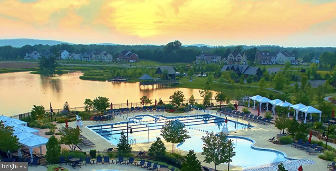 GROVE AT WILLOWSFORD - Residential