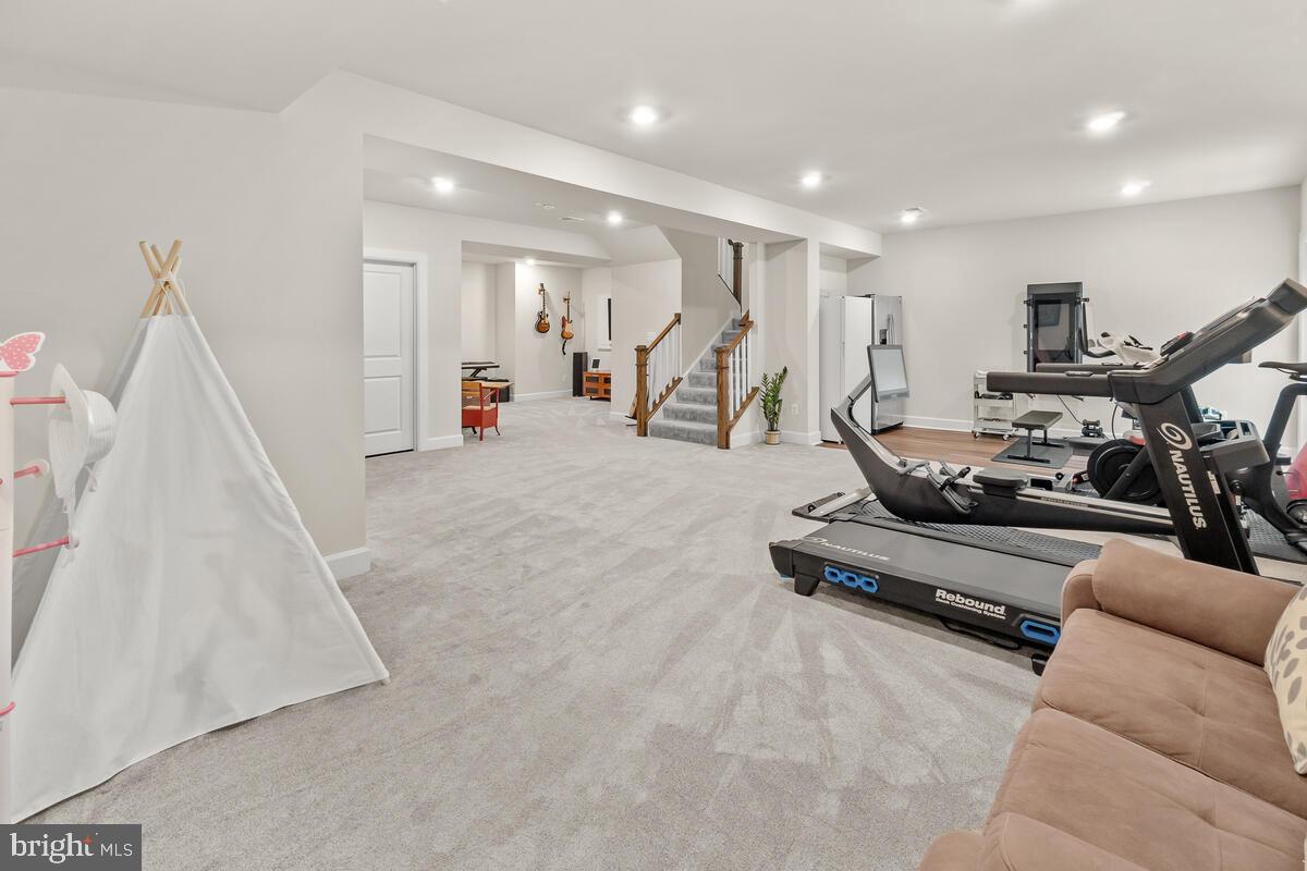 GROVE AT WILLOWSFORD - Residential