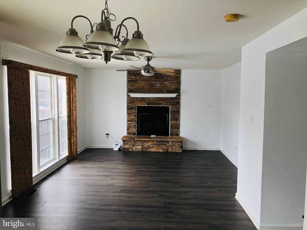 KINGS ARMS - Residential