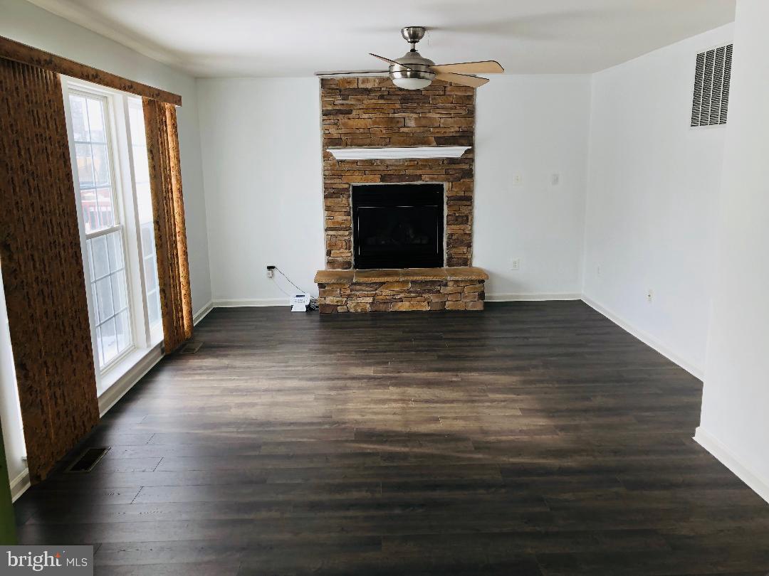 KINGS ARMS - Residential