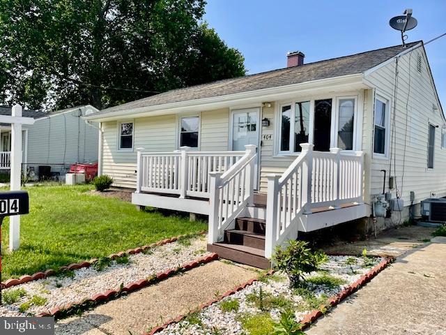404 CARL AVENUE
