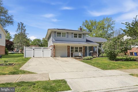 352 FIDDLERS GREEN DOVER DE 19904