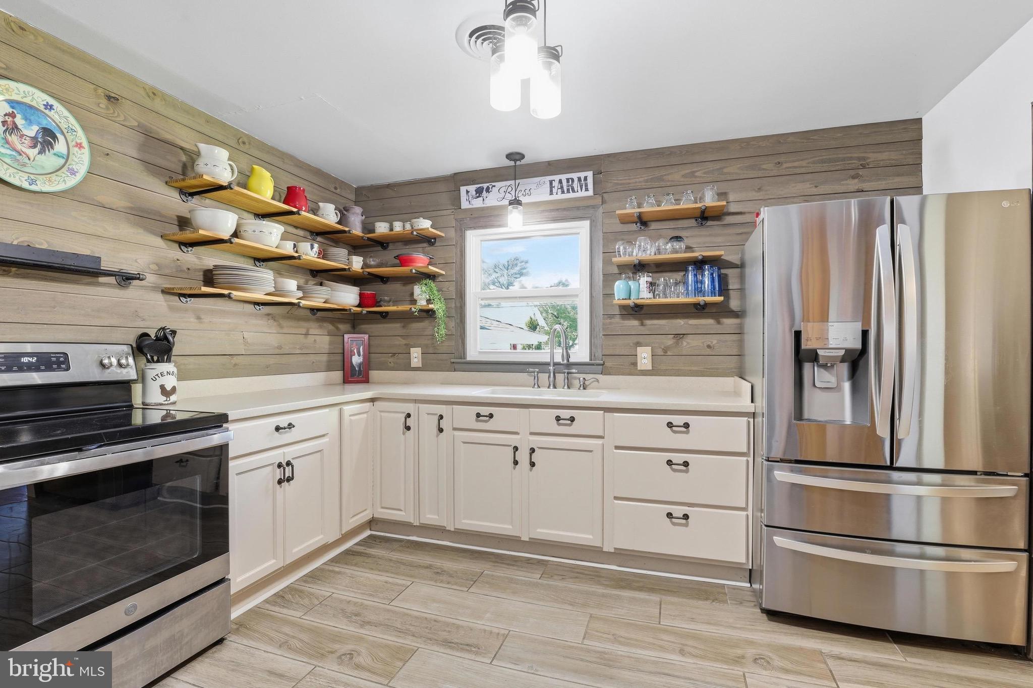 CROSSGATES - Residential