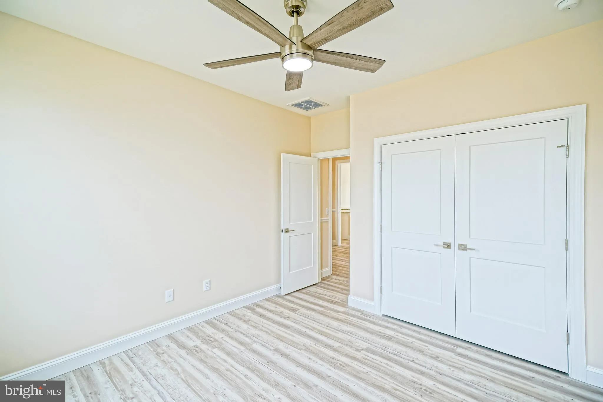 Lewes, Delaware 19958, United States, 3 Bedrooms Bedrooms, ,2 BathroomsBathrooms,Residential,Contingent,33207