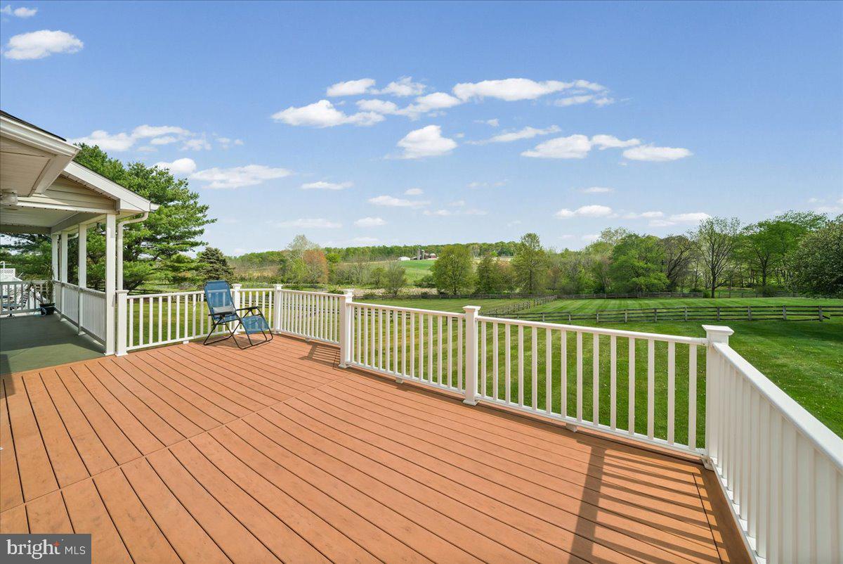 HICKORY HOLLOW - Residential
