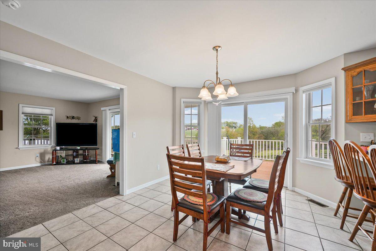 HICKORY HOLLOW - Residential