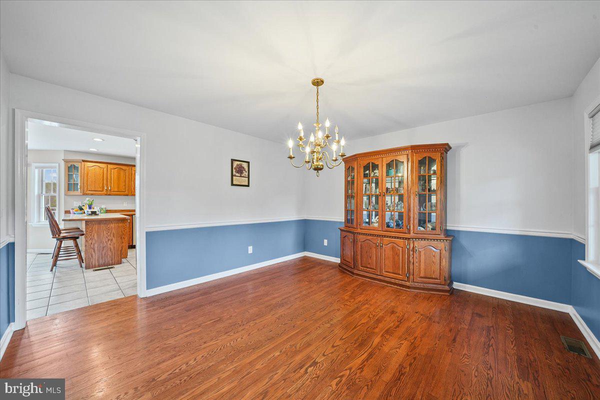 HICKORY HOLLOW - Residential