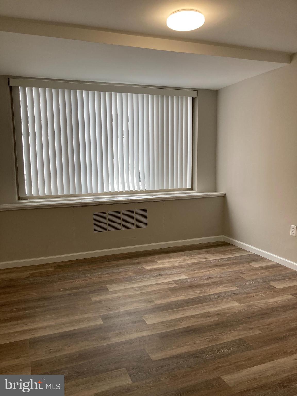 RIVER PLACE NORTH - Residential Lease