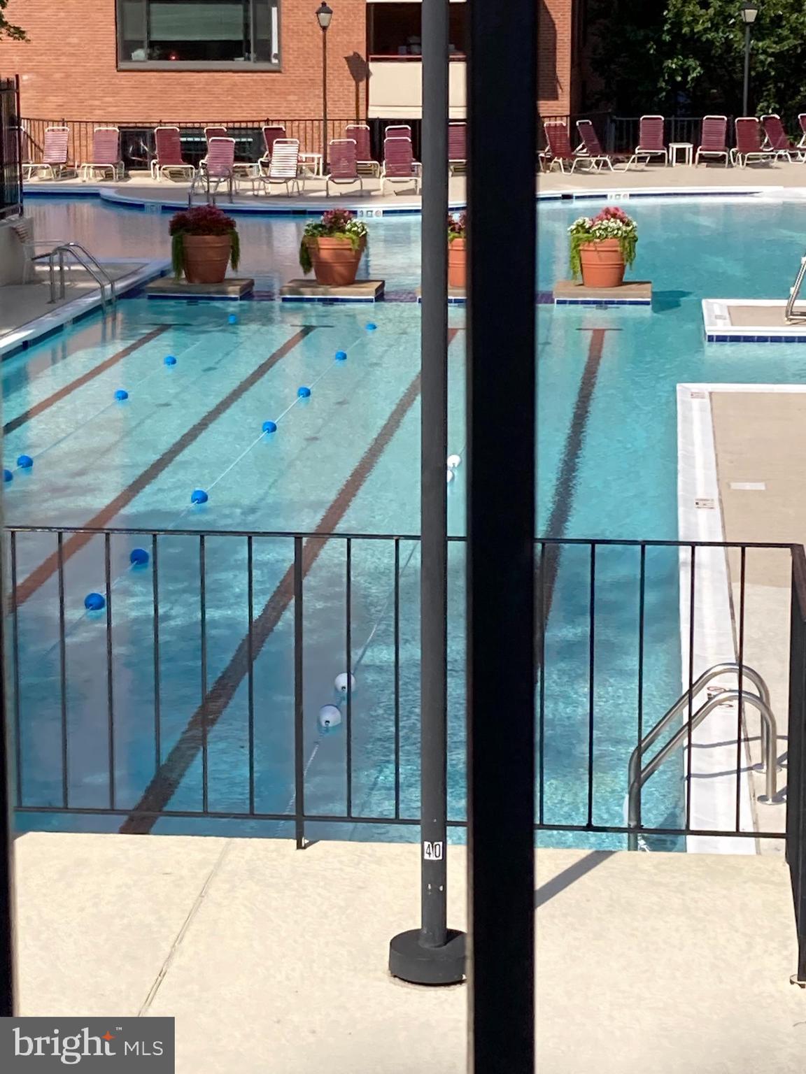 RIVER PLACE NORTH - Residential Lease