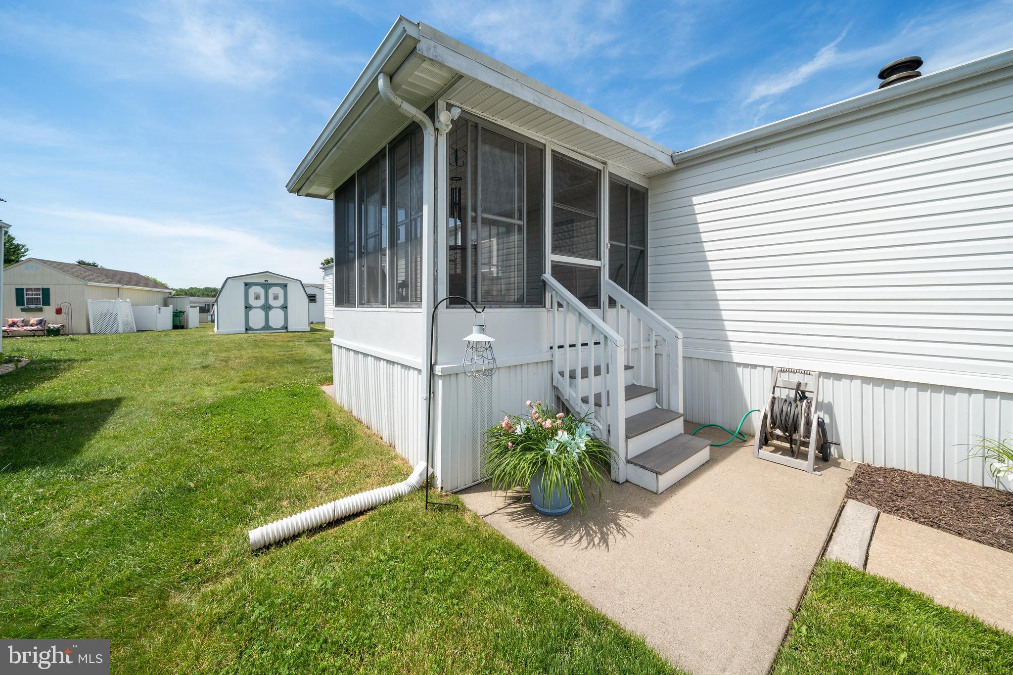 1739 BARBARA CIRCLE 475