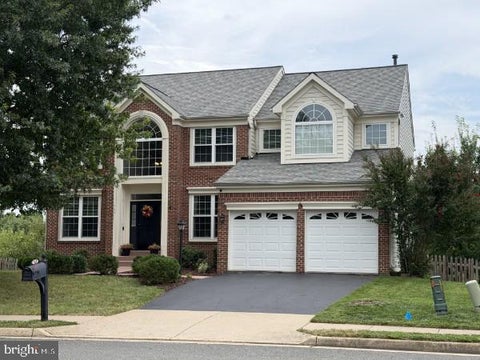 Photo of 749 Vermillion Drive NE, LEESBURG, VA 20176 (MLS # VALO2135854)