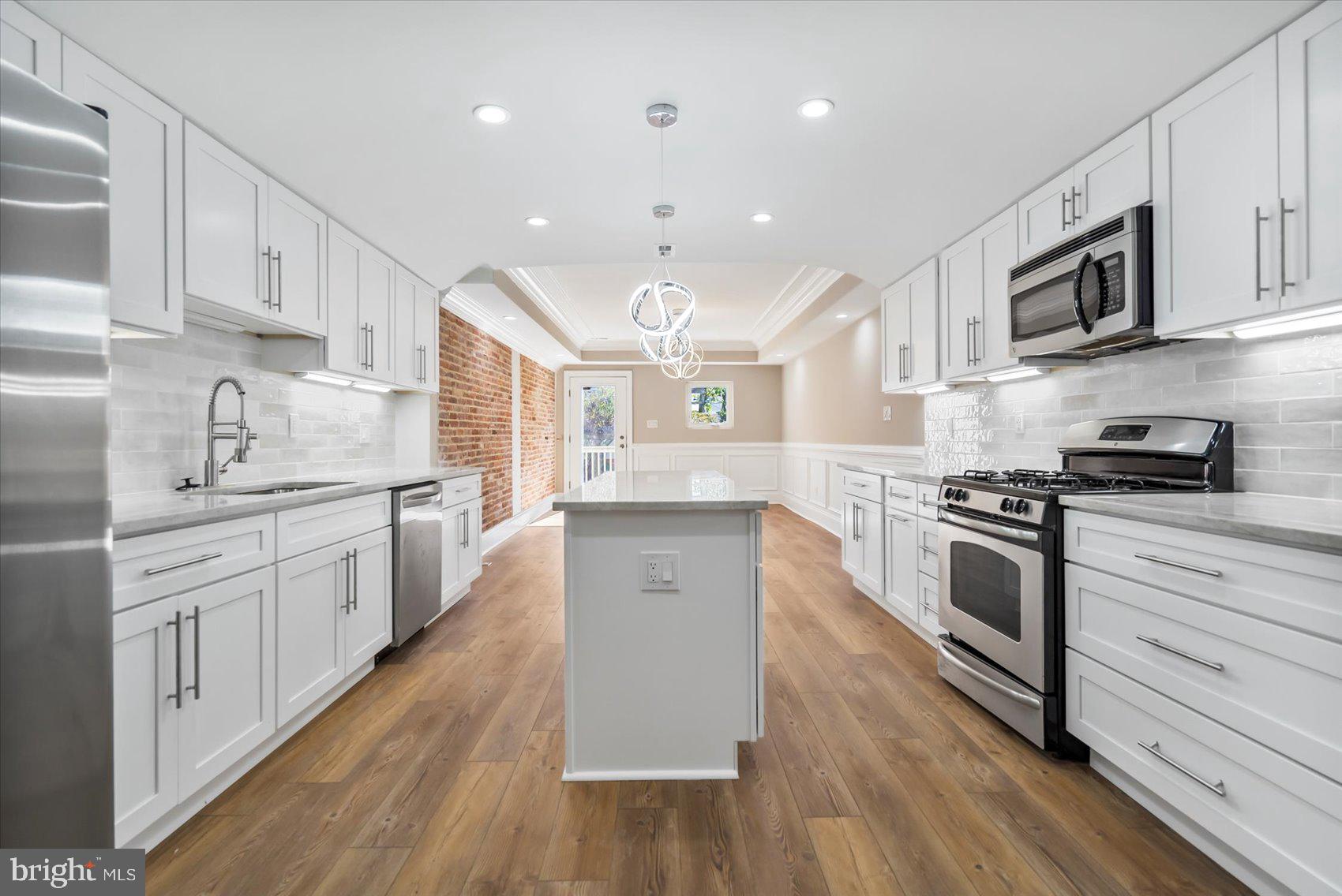 UPPER FELLS POINT - Residential