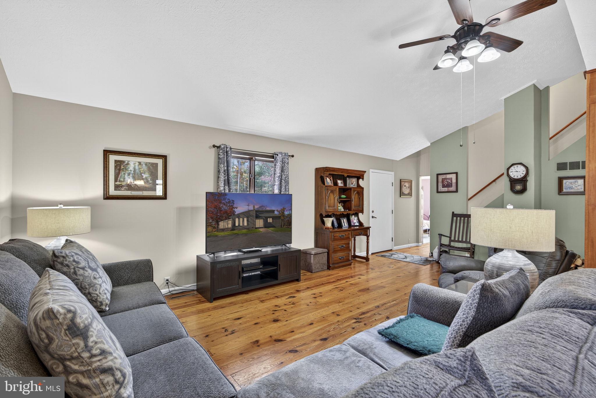 HUNTING RIDGE FOREST - Residential