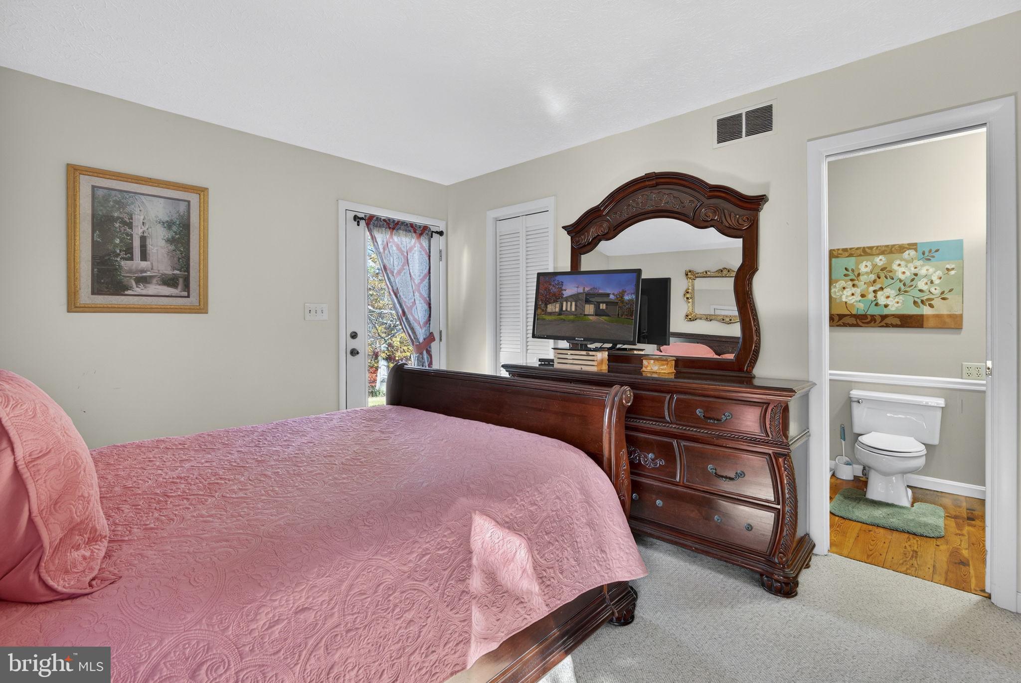 HUNTING RIDGE FOREST - Residential