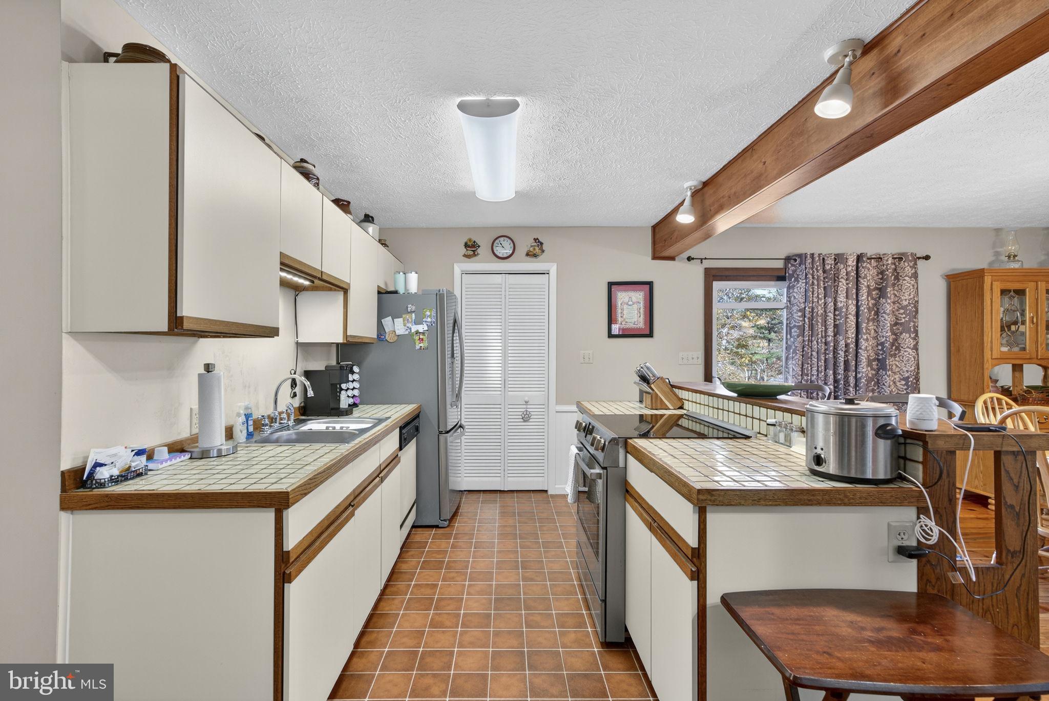 HUNTING RIDGE FOREST - Residential