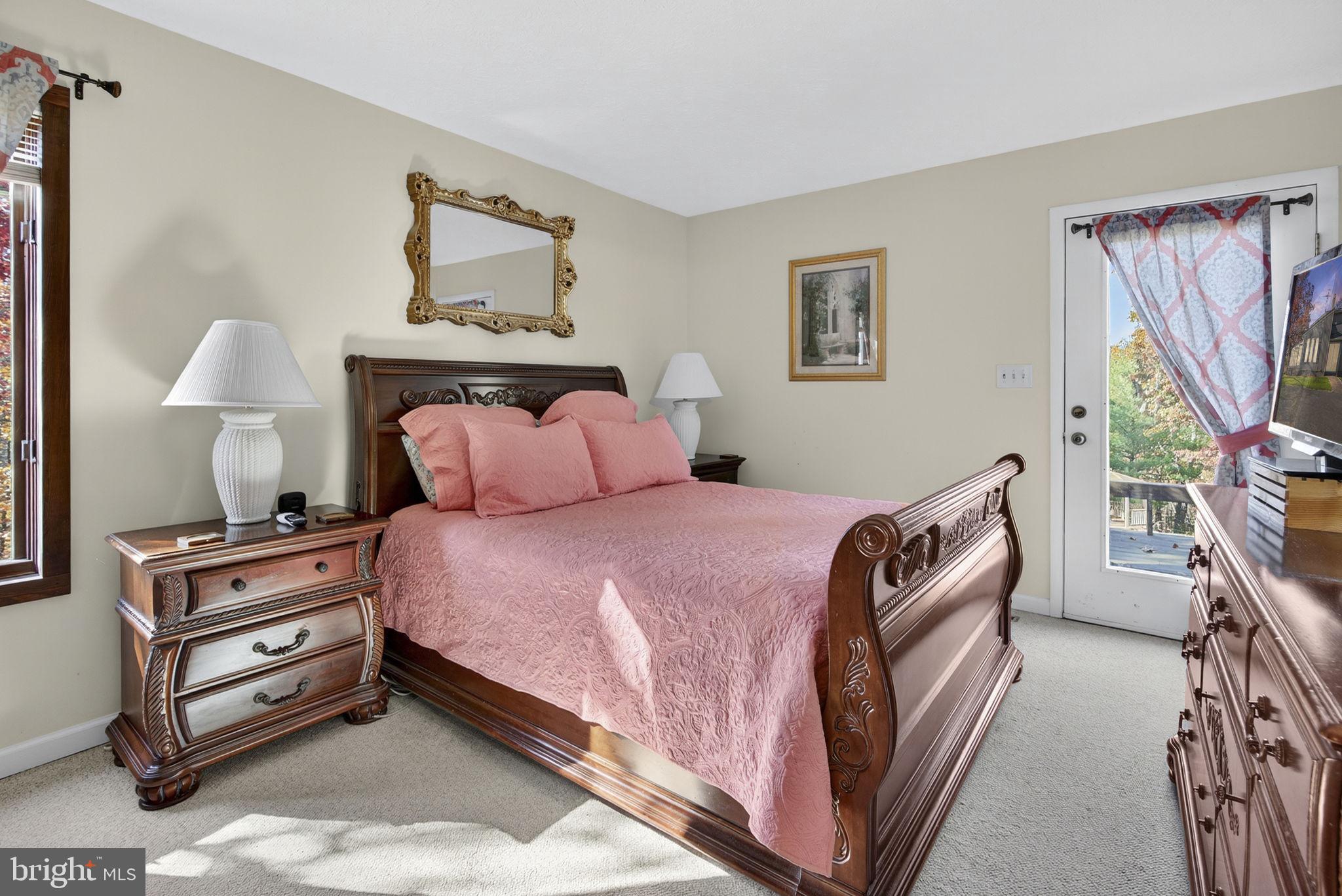 HUNTING RIDGE FOREST - Residential