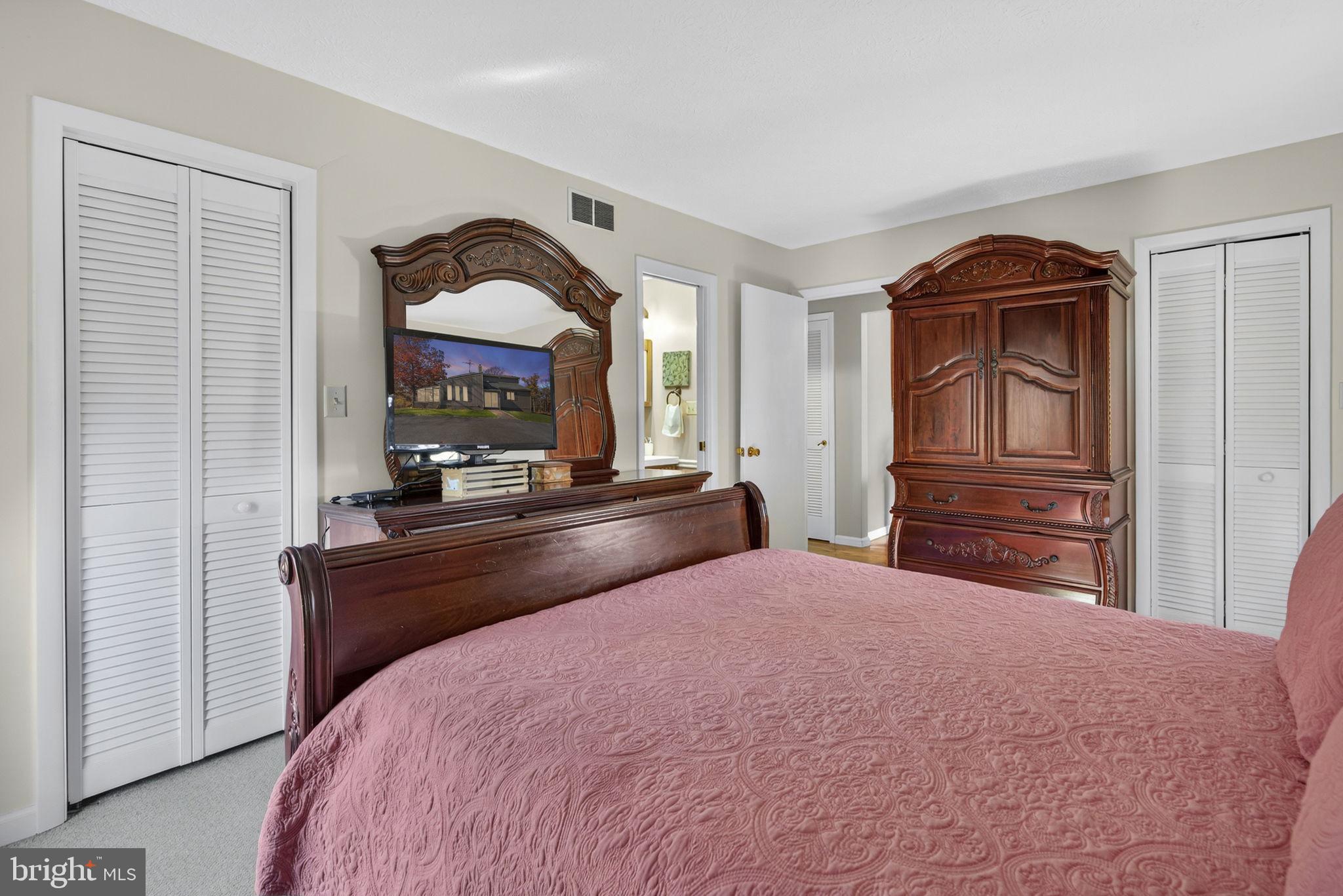 HUNTING RIDGE FOREST - Residential