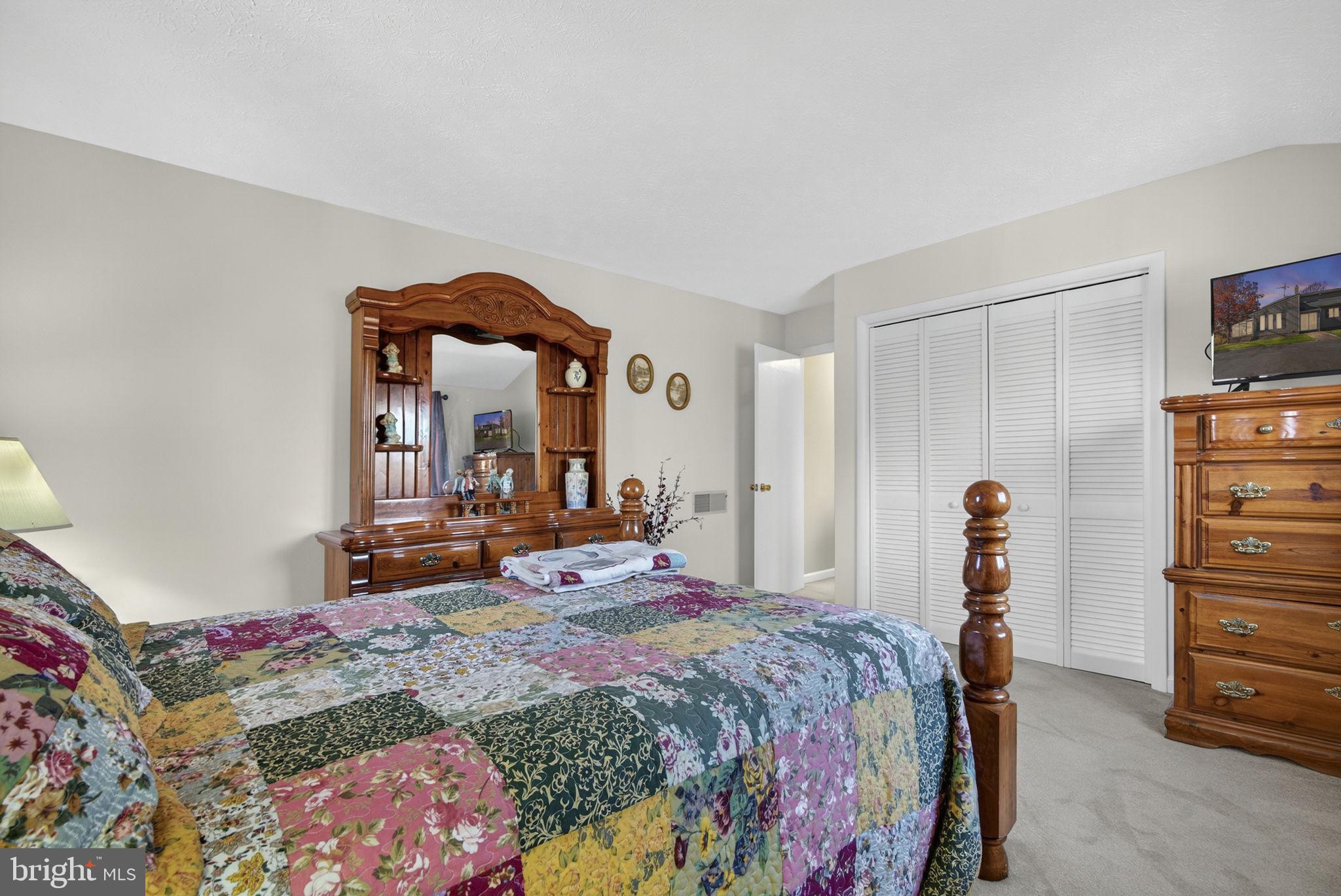 HUNTING RIDGE FOREST - Residential