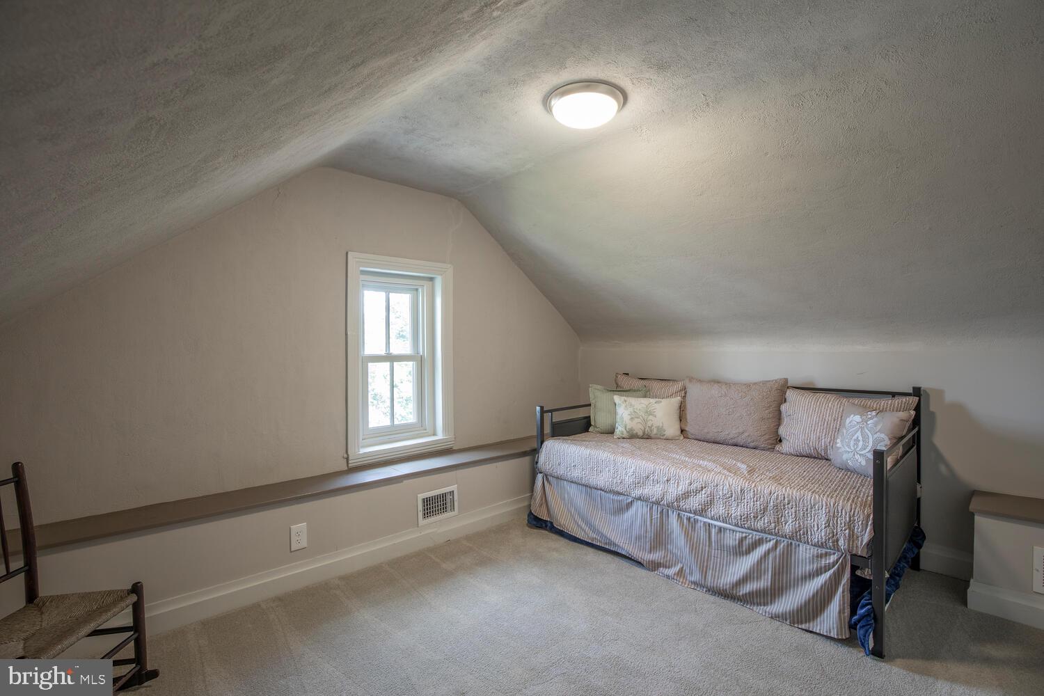 DOYLESTOWN BORO - Residential