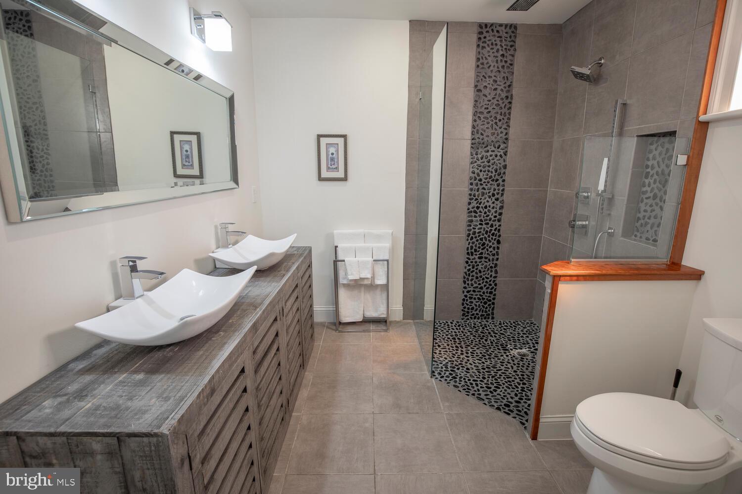 DOYLESTOWN BORO - Residential