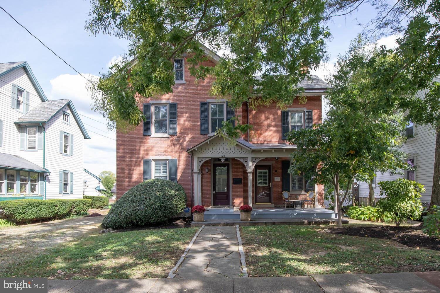 DOYLESTOWN BORO - Residential