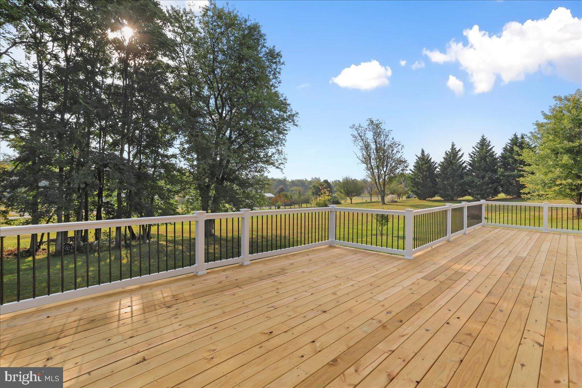 FAIRFAX FARMS - Residential