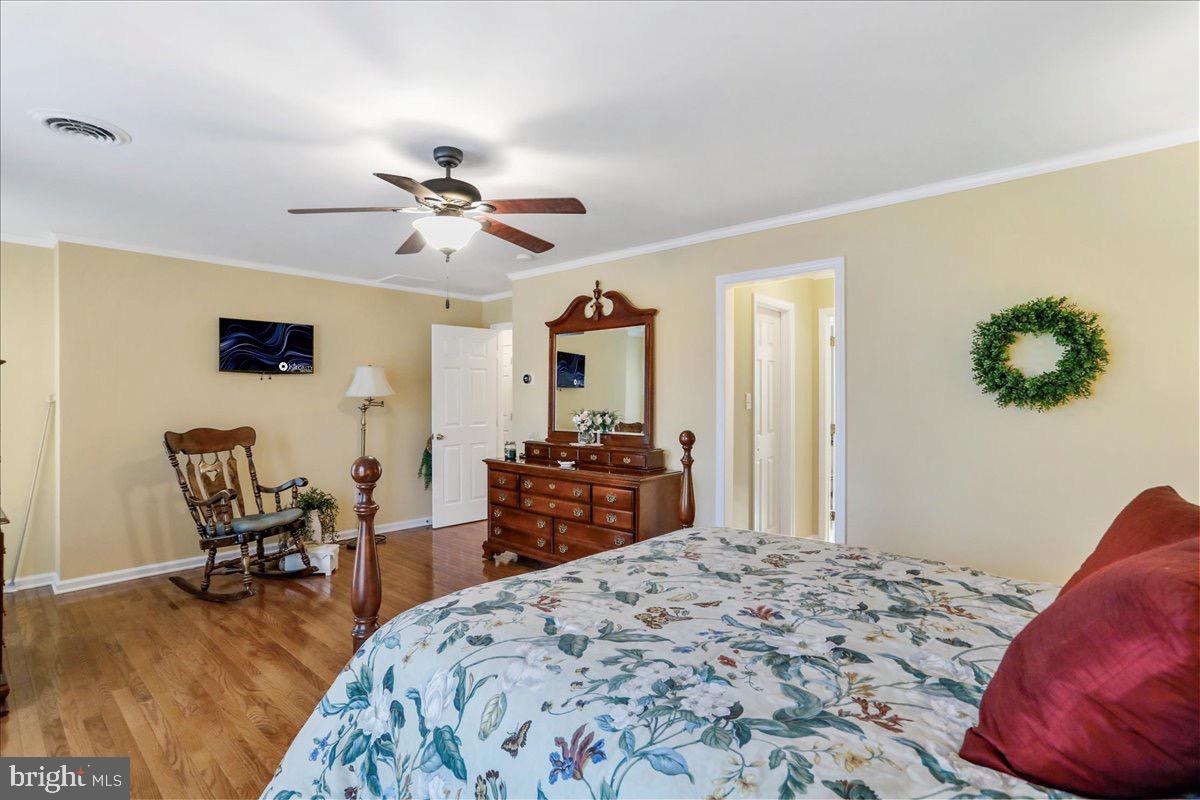 FAIRFAX FARMS - Residential