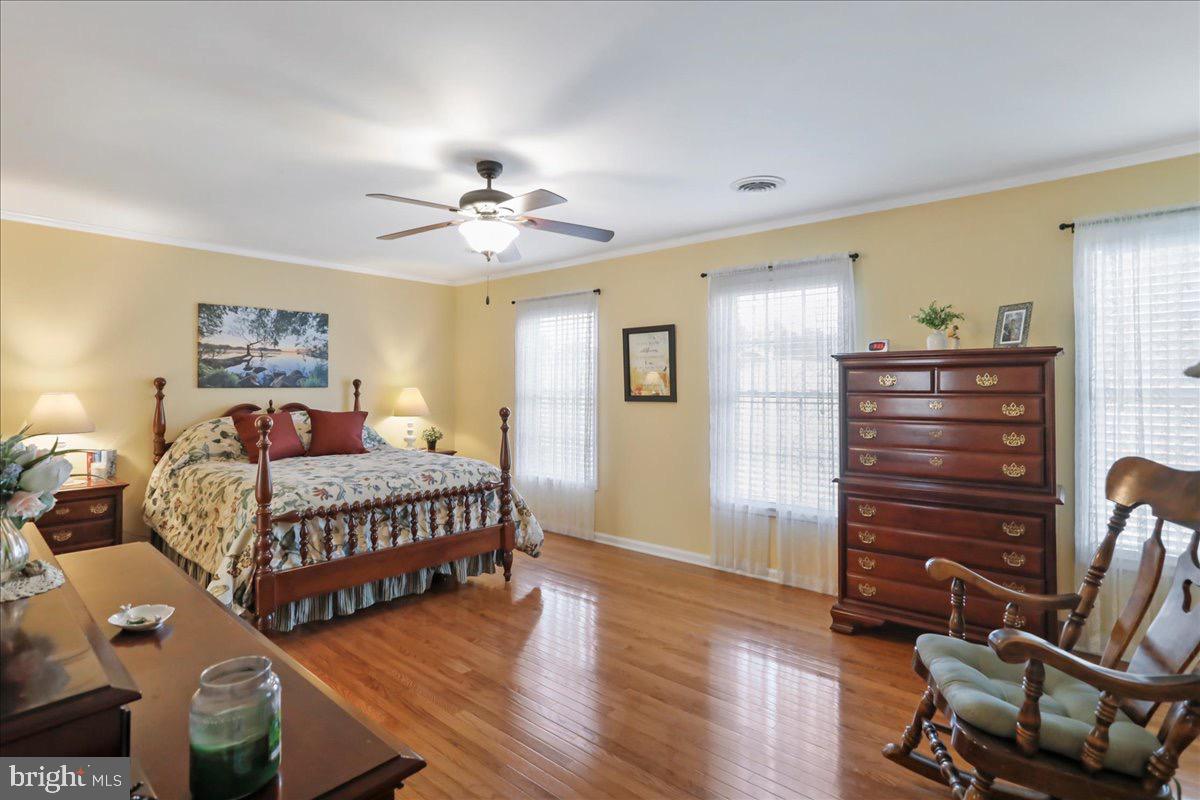 FAIRFAX FARMS - Residential