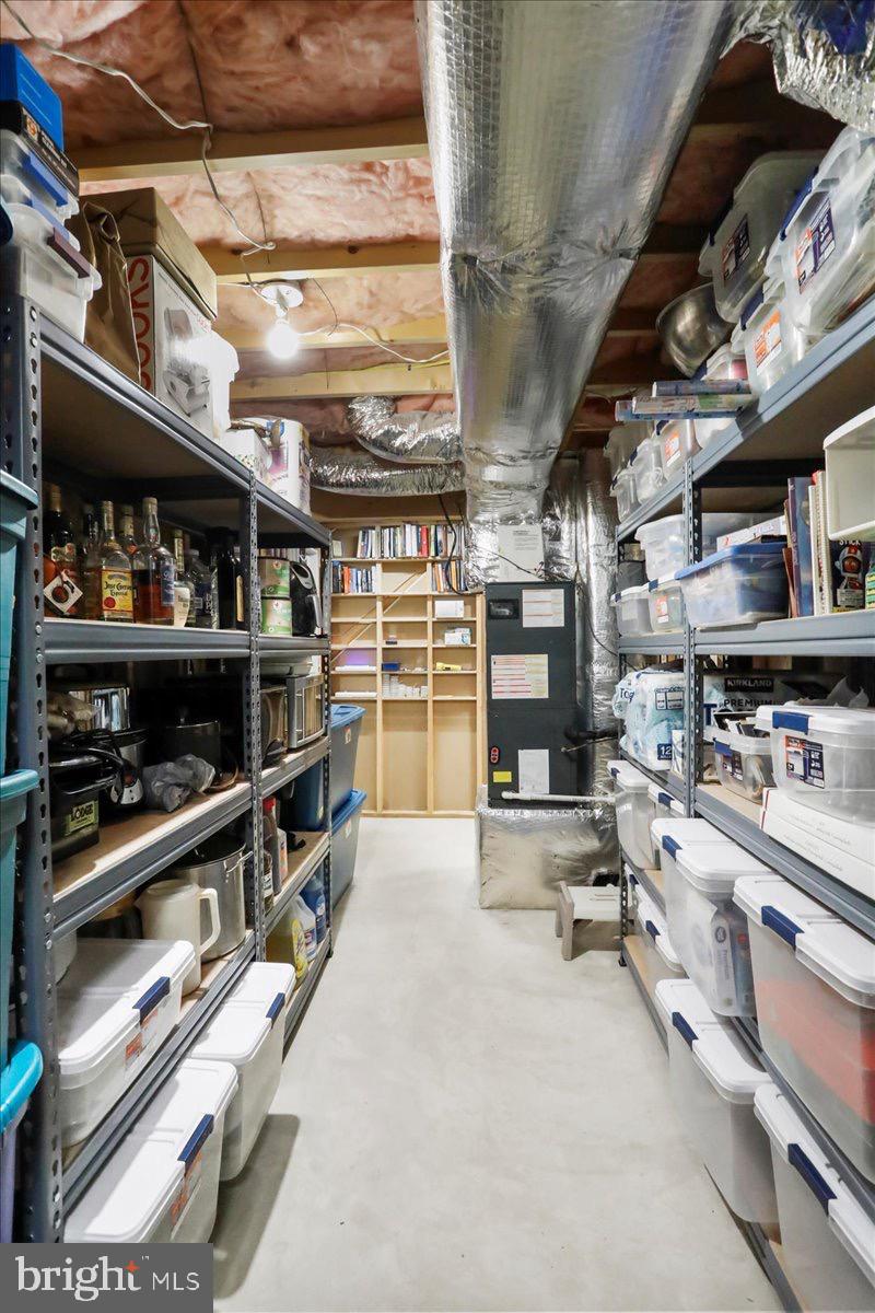 FAIRFAX FARMS - Residential