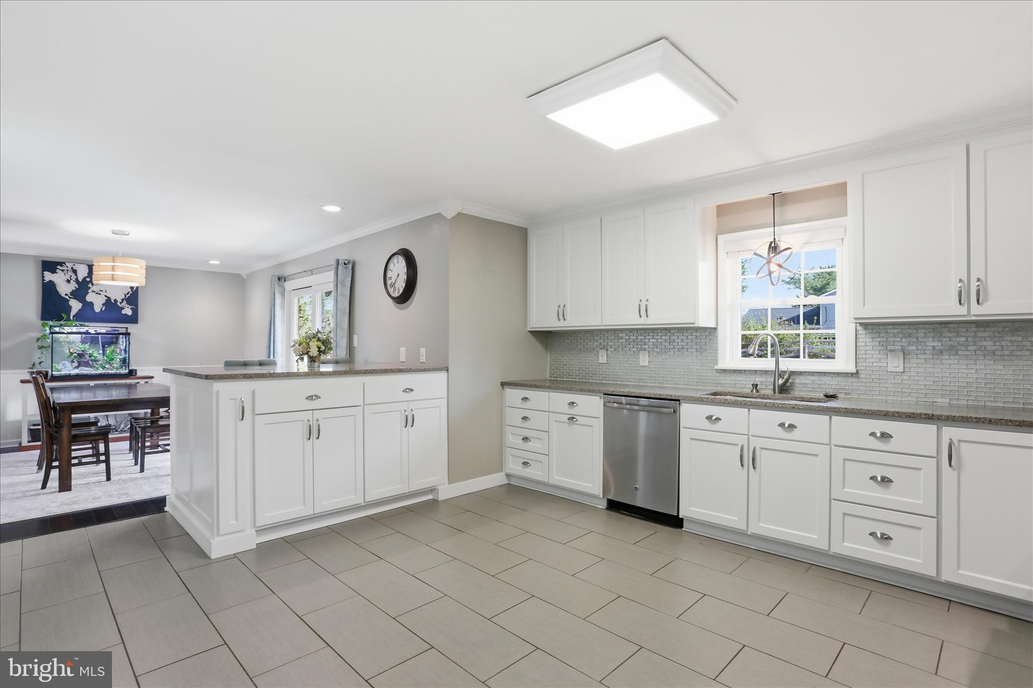 VAN LEAR MANOR - Residential